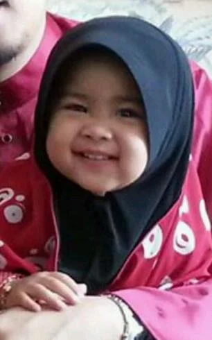 Si Comel dari Ireland - 4