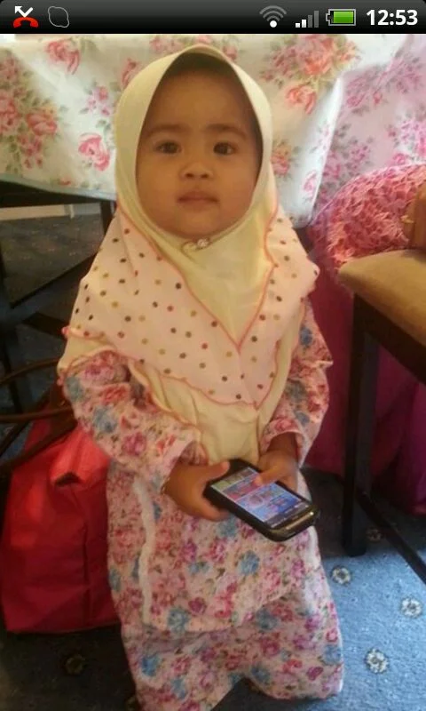 Si Comel dari Ireland-1