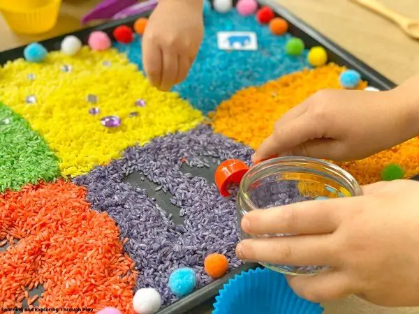 manfaat sensory play