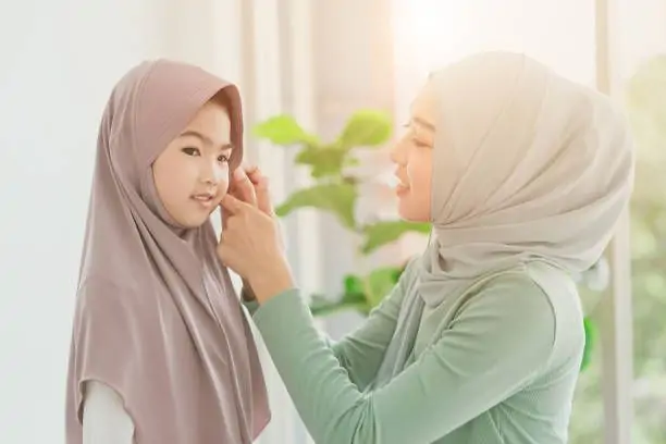 Didik Anak Berpakaian Sopan