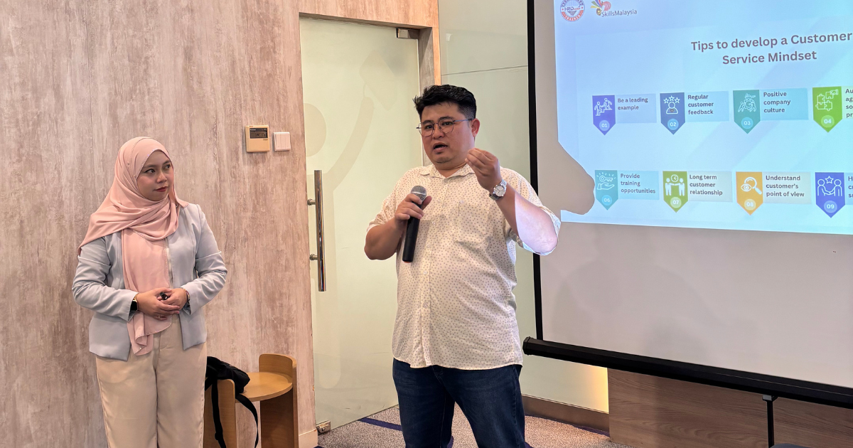 encik syah beri ucapan